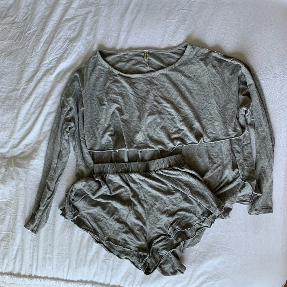 Free People Gray Washed Cropped Lounge Top and Shorts Set - Picture 5 of 12